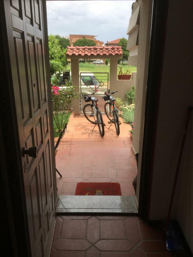 B&B Filomena Santa Giusta Dış mekan fotoğraf